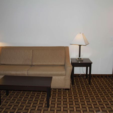 Surestay Plus Hotel By Best Western Coralville Iowa City Chambre photo